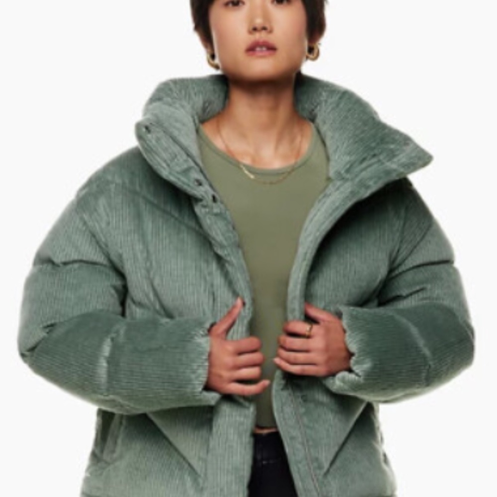 Aritzia Wilfred Cloud Puff Jacket, Cushcord Thyme Green M